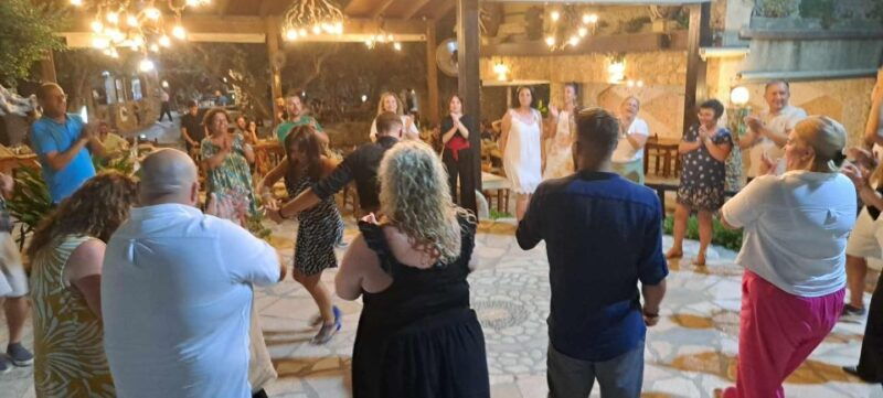 authentic-cretan-night-dinner-live-music-and-dance