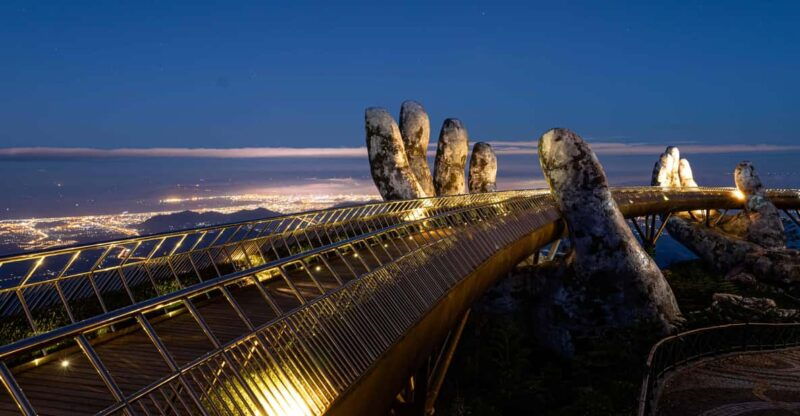 ba-na-by-night-from-da-nang