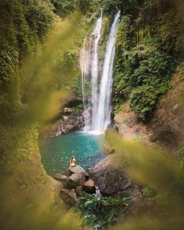 bali-cliff-jumping-gitgit-waterfalls-rice-terrace-tour