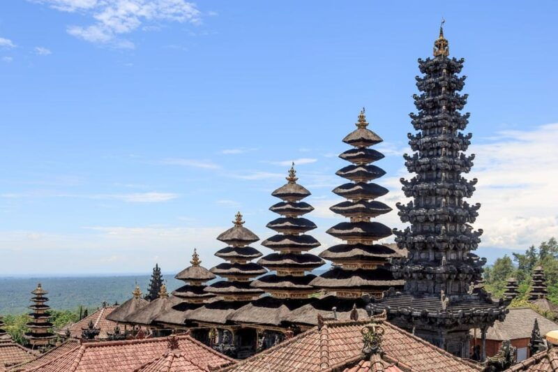 bali-gate-of-heaven-besakih-temple-tirta-gangga-tour
