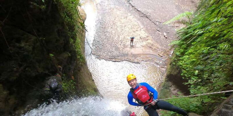 bali-gitgit-canyon-canyoning-trip-with-breakfast-and-lunch