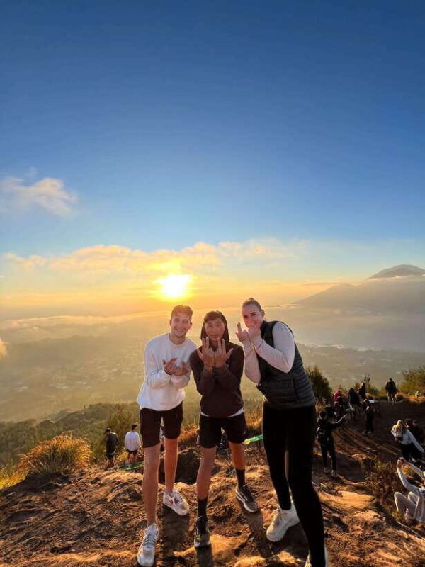 bali-kintamani-ancient-volcanoes-private-sunrise-trekking