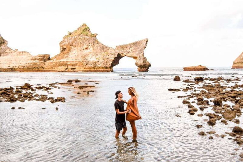 bali-nusa-penida-island-beach-highlights-swim-hike-tour