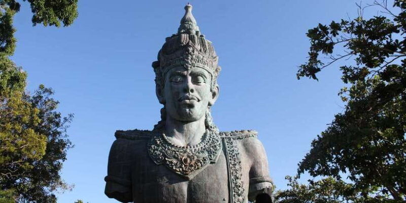 bali-south-coast-uluwatu-tanah-lot-and-jimbaran-day-trip