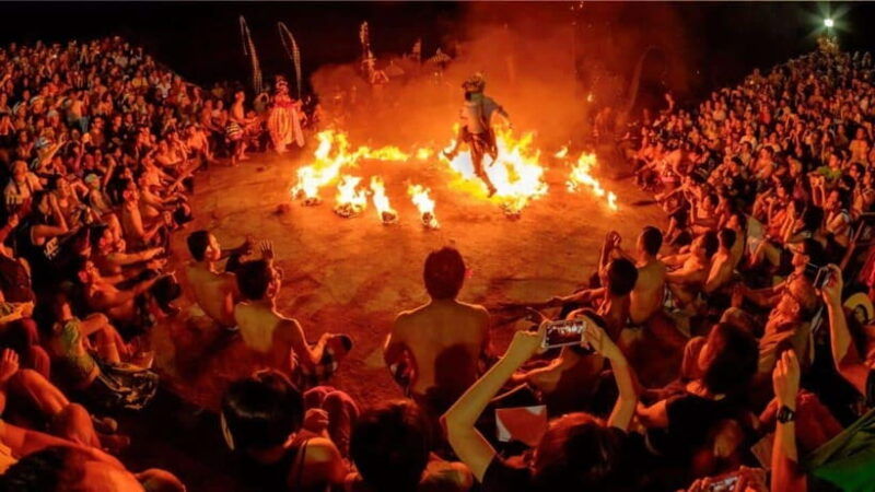 bali-waterbom-bali-and-uluwatu-temple-tour-with-kecak-dance