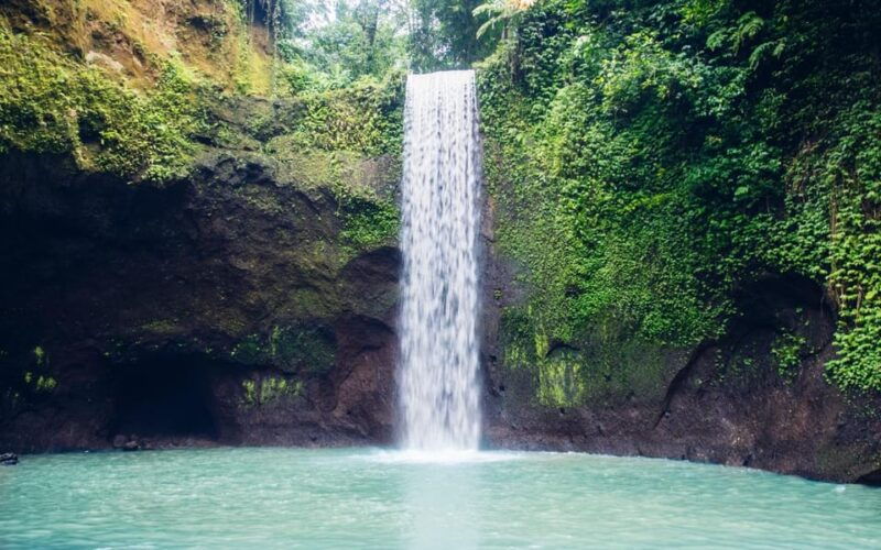 bali-waterfall-tour-with-lunch-views-of-mount-batur