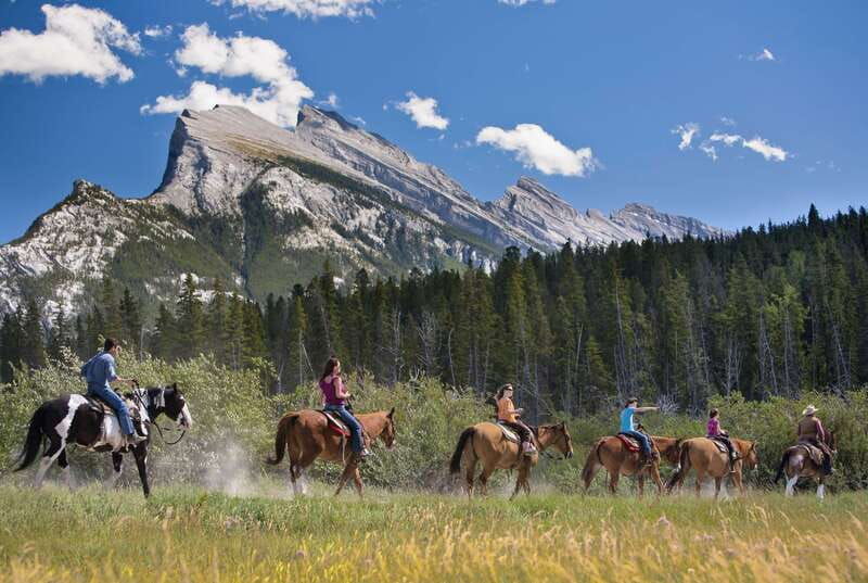 banff-3-hour-bow-valley-loop-horseback-ride