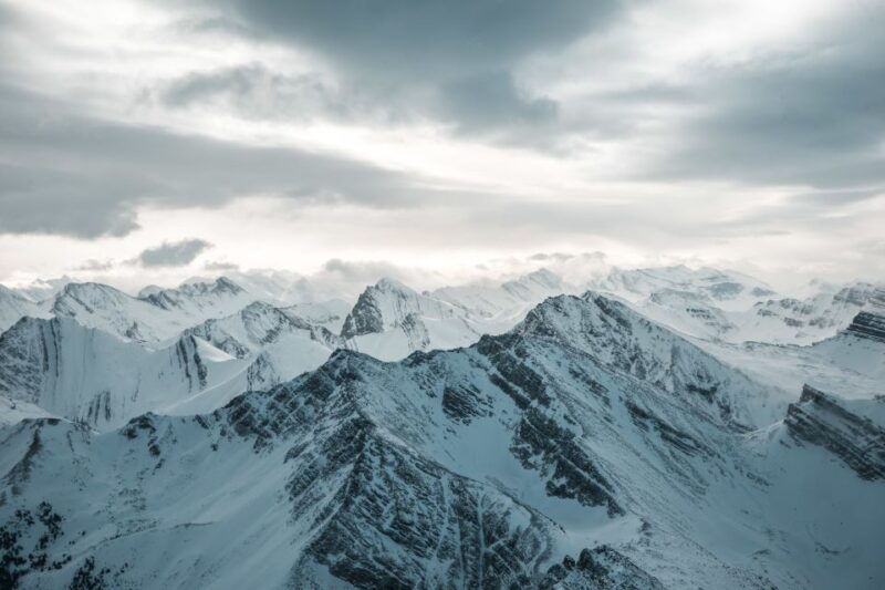 banff-jasper-canadian-rockies-helicopter-snowshoe-tour