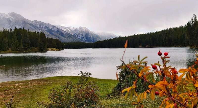 banff-national-park-full-day-adventure