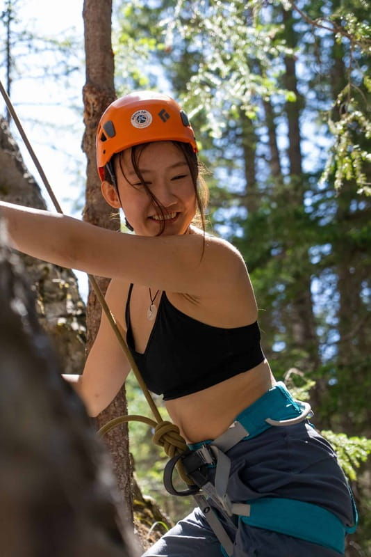 banff-rock-climbing-adventure-beginner