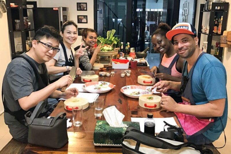 bangkok-thai-cooking-class-and-onnuch-market-tour