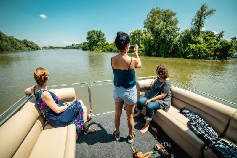 belgrade-sightseeing-boat-cruise-with-drinks