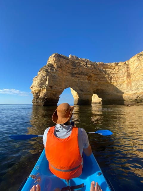 benagil-beach-kayak-to-benagil-caves-at-sunrise-find-peace
