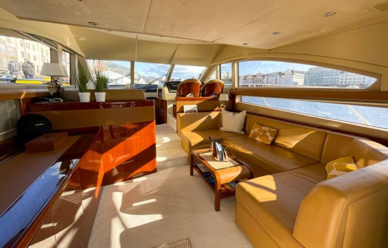 bergen-private-evening-yacht-cruise-with-snacks-and-wine