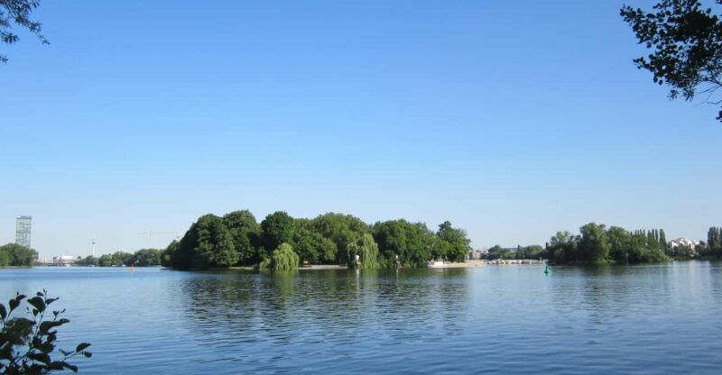 berlin-guided-canoe-kayak-tour