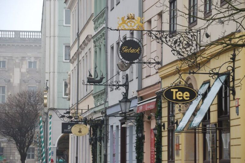berlin-historic-center-walking-tour-with-a-real-berliner