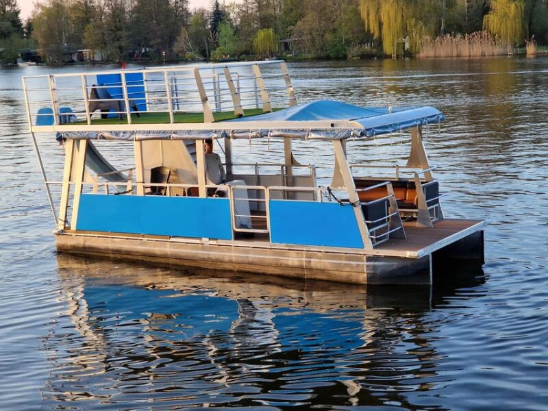 berlin-jost-van-dyke-pontoon-rental