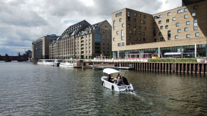 berlin-self-drive-boat-tour