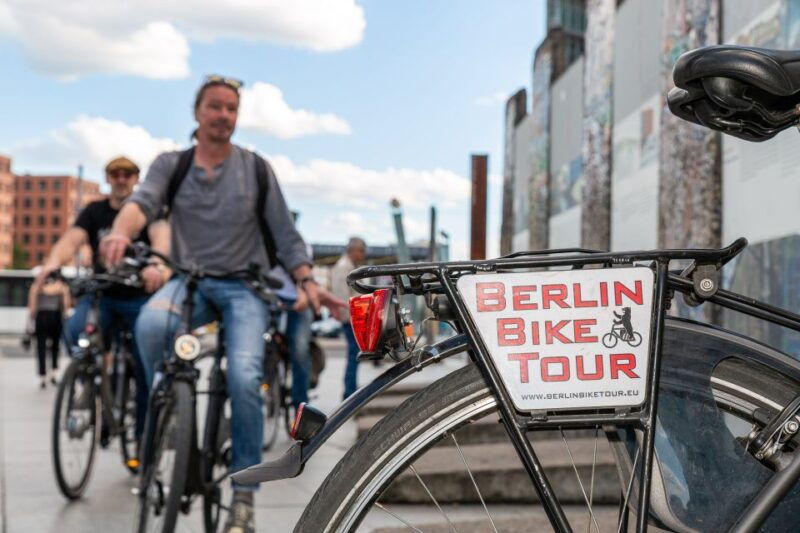berlin-wall-history-small-group-cycling-tour