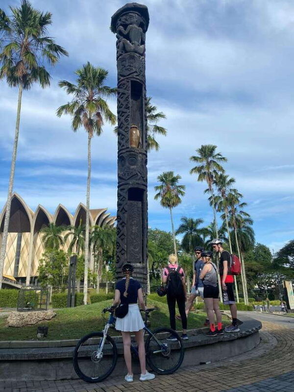 best-of-kuching-heritage-kampong-bike-tour