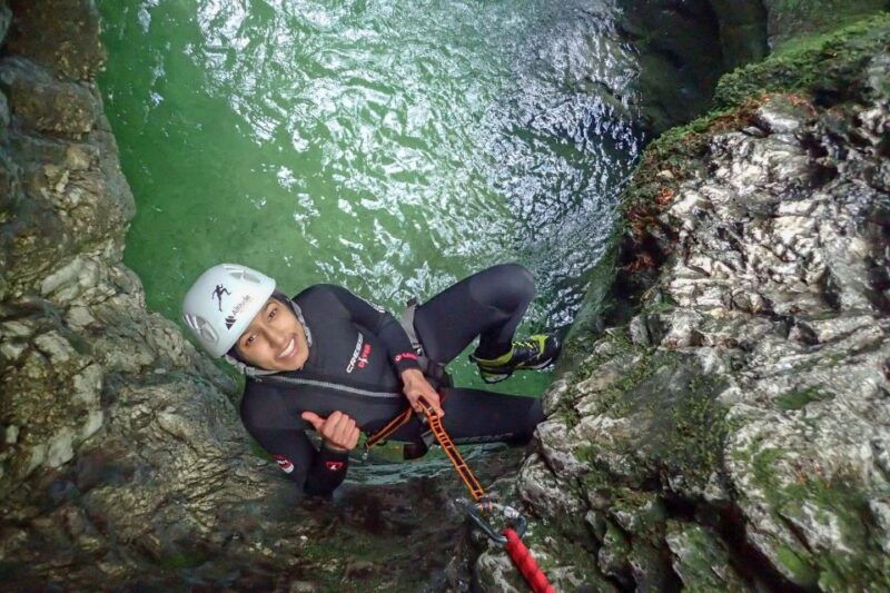 bled-guided-canyoning-tour-with-transport