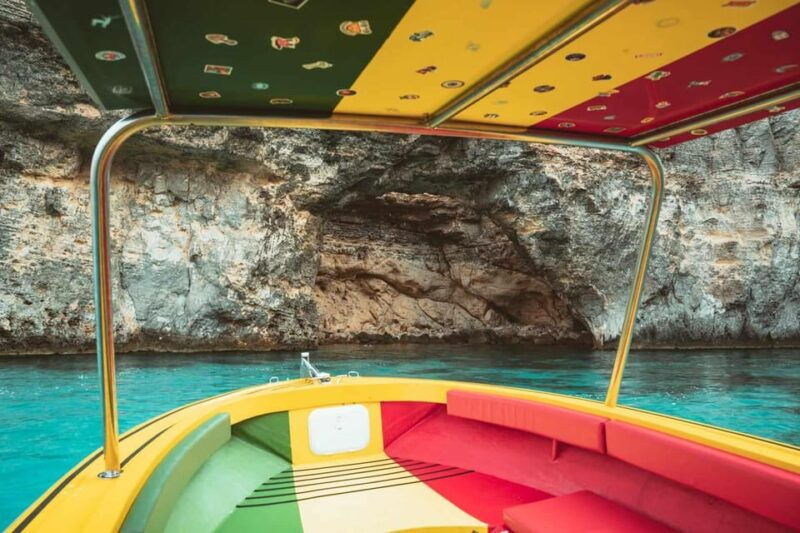 blue-lagoonmalta-crystal-lagoon-cominoprivate-speedboat