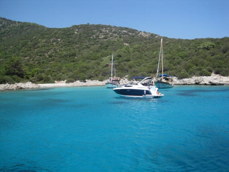 bodrum-black-island-tour-with-lunch-and-swimming-stops