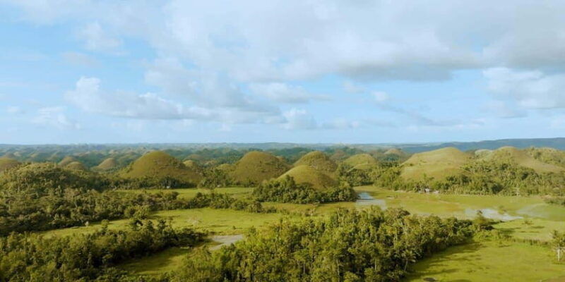 bohol-chocolate-hills-tarsiers-loboc-river-shared-tour