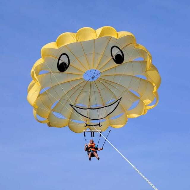 boracay-parasailing-adventure-with-insta-360-degree-camera