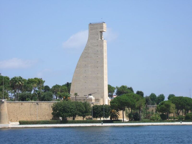 brindisi-guided-tour-to-the-roman-port
