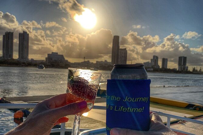 Broadwater Sunset Dinner Cruise with Spirit of Gold Coast - Live Music and Atmosphere