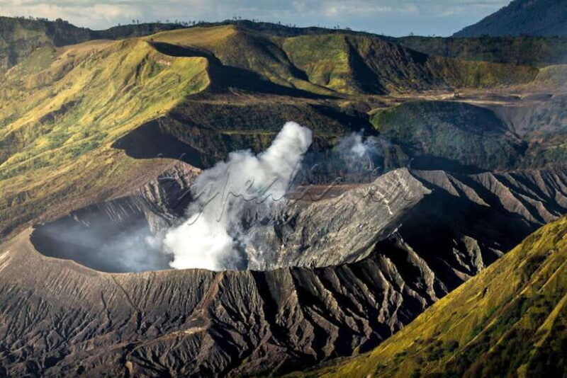 bromo-jeep-sunrise-tour-from-malang-city