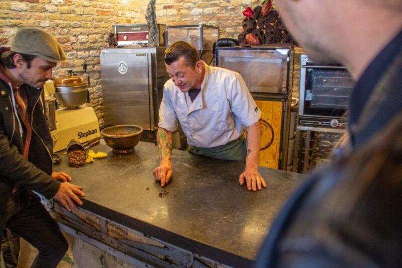 bruges-history-chocolate-and-beer-walking-tour