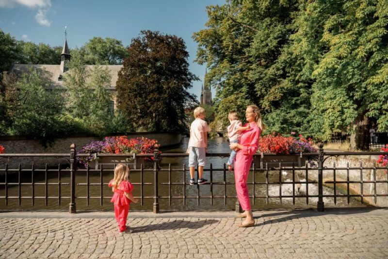 bruges-your-private-30min-photoshoot-in-the-medieval-city