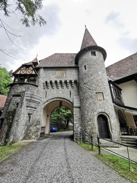 bucharest-peles-castle-half-day-private-tour