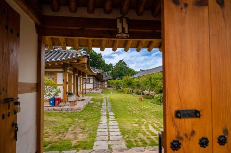 busan-gyeongju-guided-day-trip-to-three-kingdoms-capital