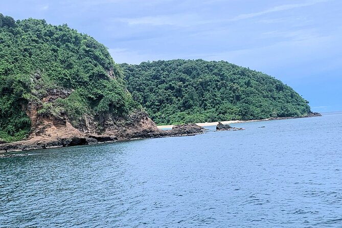 Cairns: Enjoy Dunk Island | Small Group | Outer Reef Snorkel - The Sum Up
