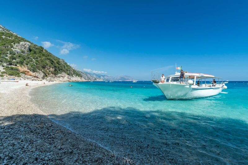 cala-gonone-gulf-of-orosei-boat-tour-with-aperitif