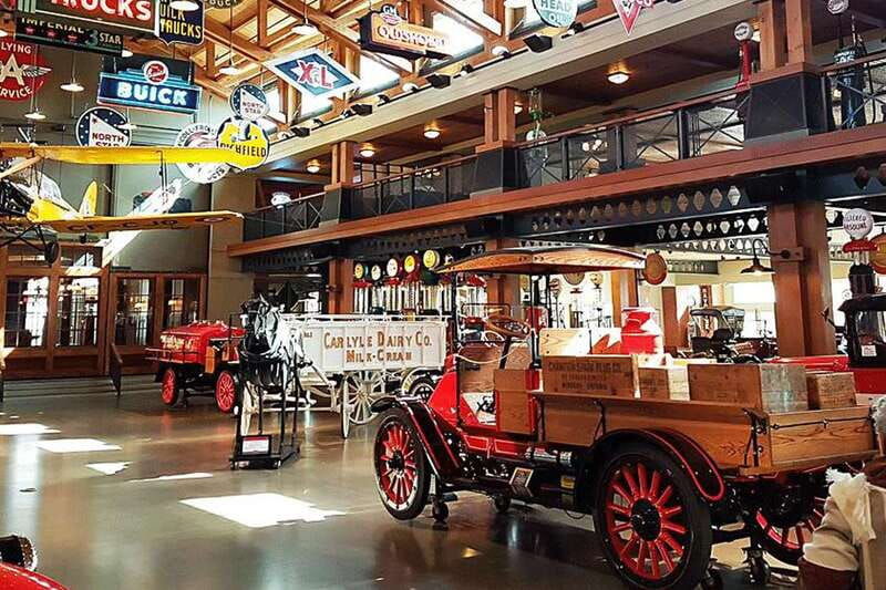 calgary-3-5-hour-bus-city-tour-with-gasoline-alley-museum