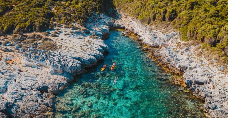 cape-kamenjak-cave-and-safari-experience-by-kayak