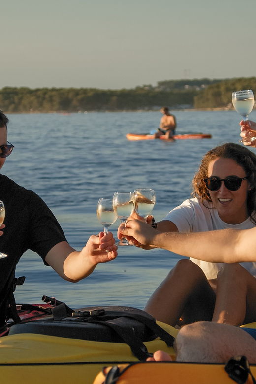 cape-kamenjak-sunset-kayak-sup-wine-tour