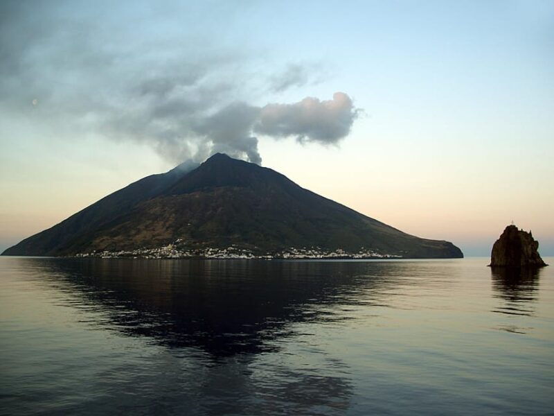 capo-dorlando-mini-cruises-to-salina-panarea-and-stromboli