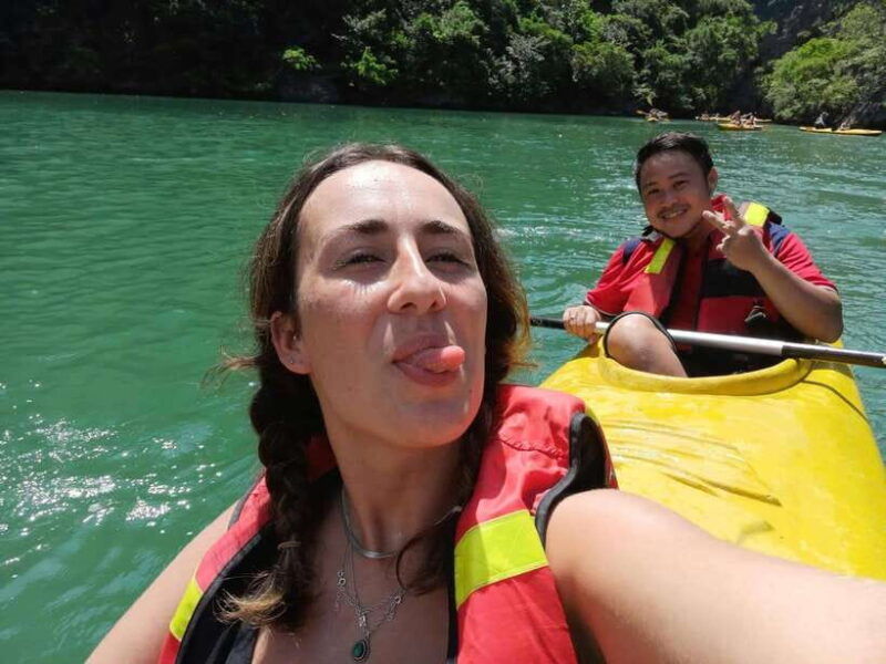 cat-ba-lan-ha-bay-boat-tour-kayaking-snorkeling-cycling
