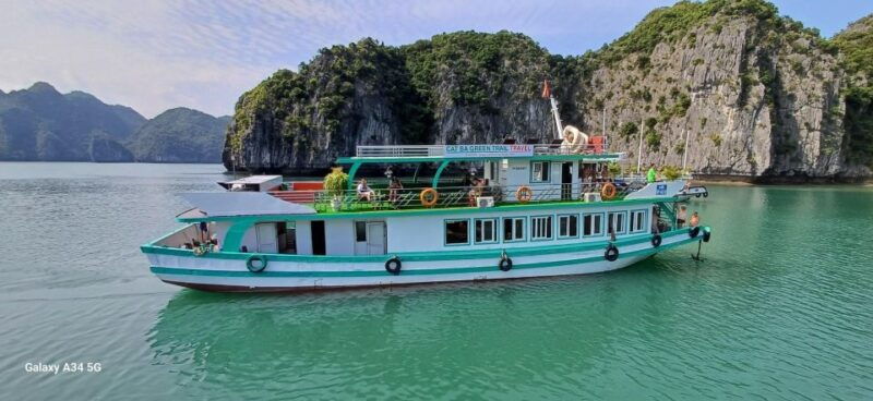 catba-island-one-day-lan-ha-bay-with-cat-ba-expedition