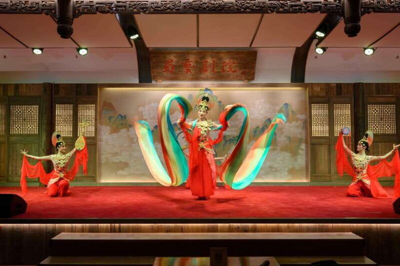 chengdu-sichuan-opera-show-furong-guocui-covered-bowl-tea