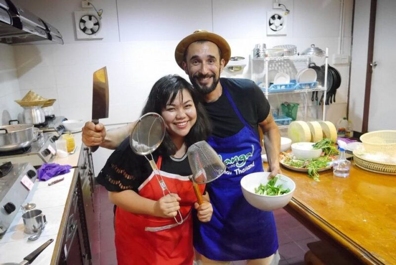 chiang-mai-evening-cooking-class-and-local-market-visit