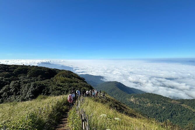 Chiang Rai White Blue Red Temples with Hot Spring from Chaing Mai - Final Thoughts: Who Is This Tour Best For?  
