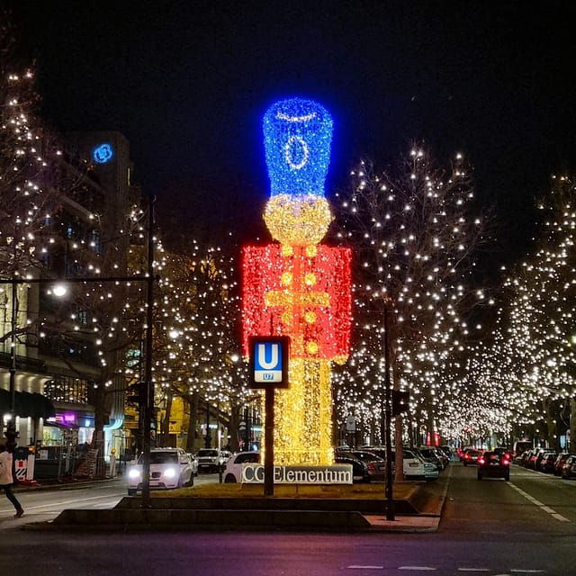 christmas-market-lights-tour-bus-through-berlin-free-mulled-wine-2-5-hours