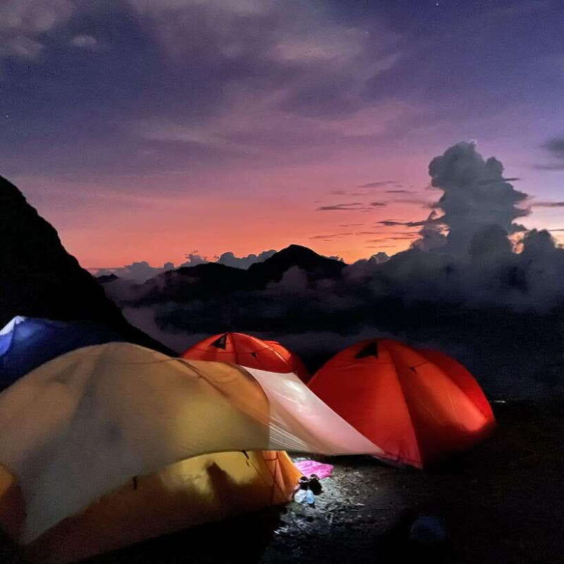 climb-to-senaru-crater-rim-and-second-summit