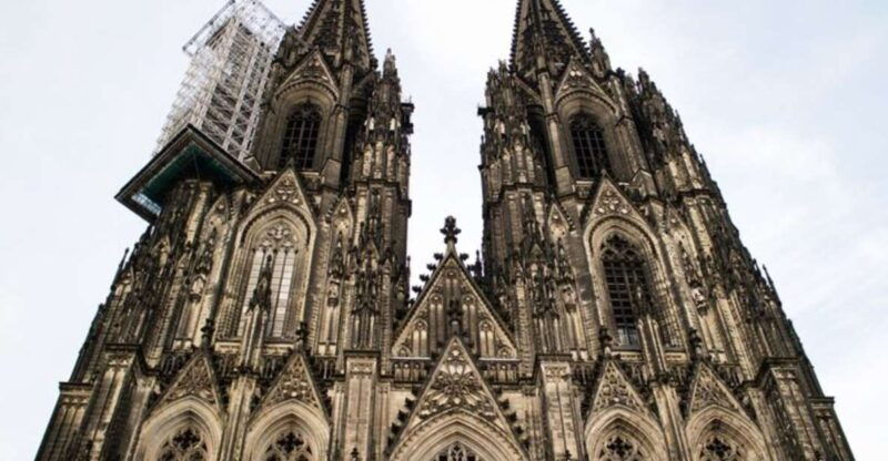 cologne-custom-private-walking-tour-with-a-local-guide